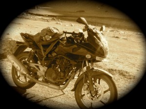 Rent Pulsar in Manali